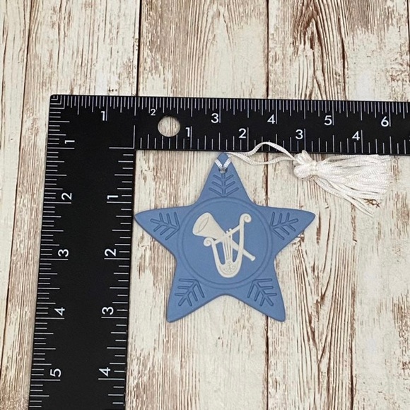 Vintage WEDGWOOD Blue Jasper Ware Star Musical Instrument Christmas Ornament - Picture 7 of 12